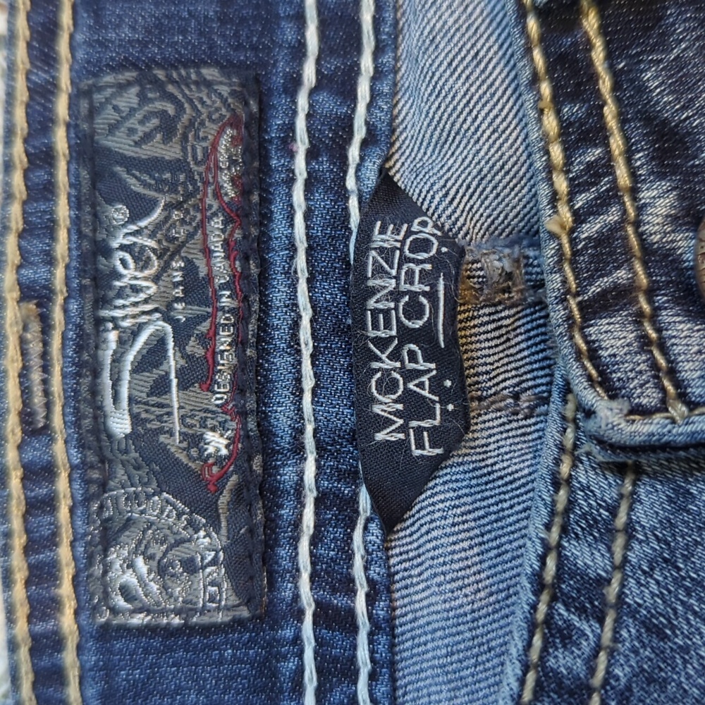 Jeans - Picture 2 of 5
